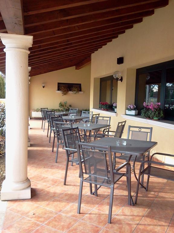 Albergo Al Portico Azzano Decimo Екстер'єр фото