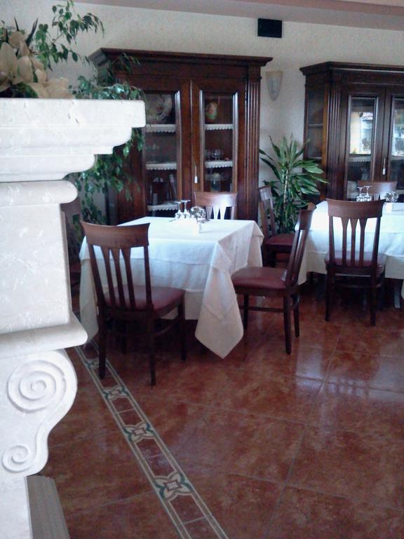 Albergo Al Portico Azzano Decimo Екстер'єр фото
